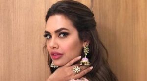 Esha Gupta