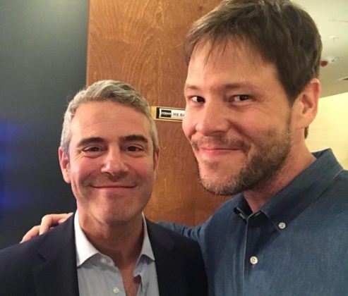 Ike Barinholtz Height, Weight, Age, Spouse, Family, Facts, Biography