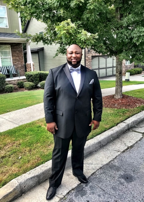 Jernard Wells suited up for the International Trailblazer Awards 2018