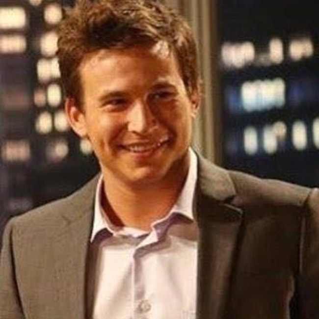 Jonathan Taylor Thomas Height, Weight, Age, Girlfriend, Family, Biography