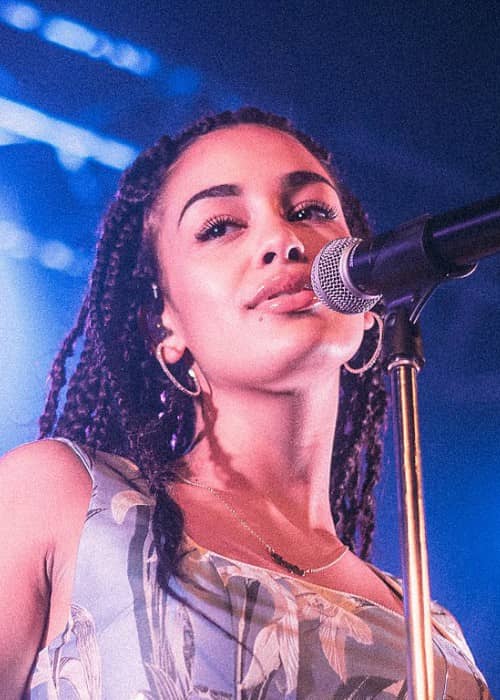 Jorja Smith Height Weight Age Boyfriend Family Facts