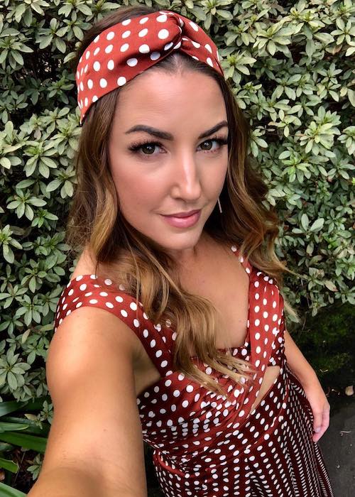 Jules Sebastian in polka dot dress in a May 2018 selfie