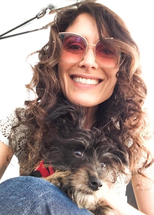 Lisa Edelstein in an Instagram selfie in May 2018 when she turned 52