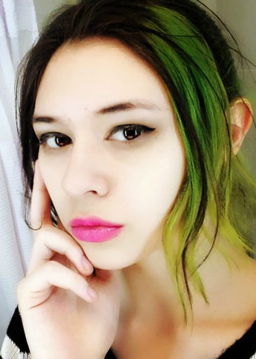 Nicole Maines in an Instagram selfie as seen in April 2015