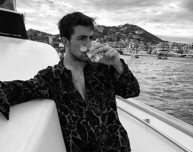 Rocky Lynch chilling on a boat at Cabo San Lucas in December 2017