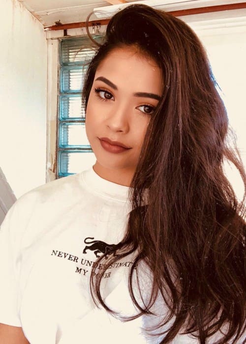 Selina Mour Height, Weight, Age, Body Statistics - Healthy ... - 500 x 700 jpeg 46kB