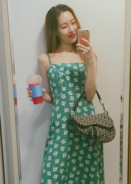 Sunmi in a selfie in July 2018