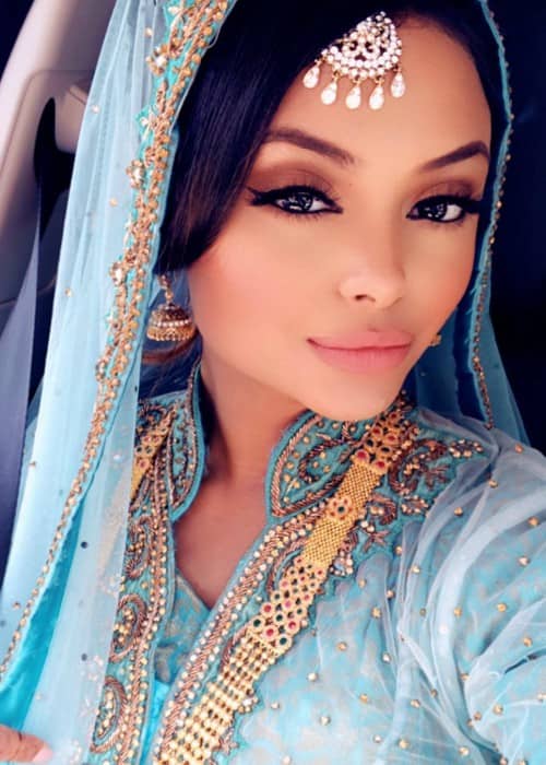 Afshan Azad Height Weight Age Spouse Family Facts Biography