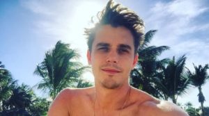 Antoni Porowski
