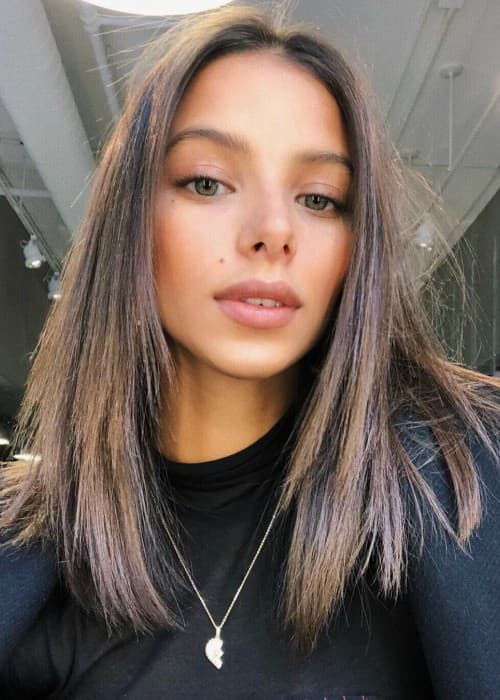Bruna Lirio in an Instagram selfie as seen in February 2018
