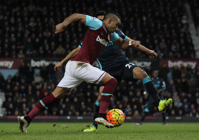 Dimitri Payet of West Ham United playing the ball during the game against Manchester City in 2016