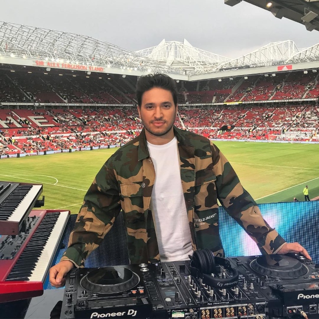 Jonas Blue performing for Soccer Aid for UNICEF UK 2018