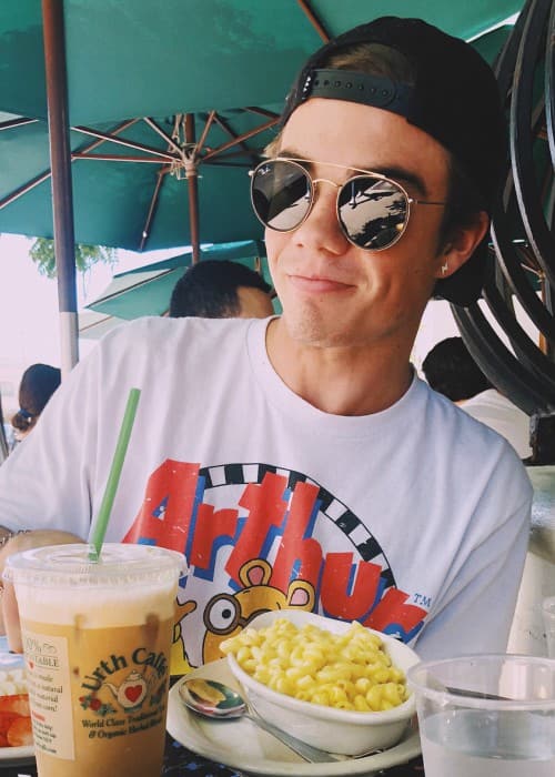 Jordan Beau Height, Weight, Age, Body Statistics - Healthy Celeb