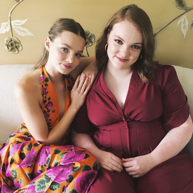Kristine Froseth (Left) with Shannon Purser in July 2018