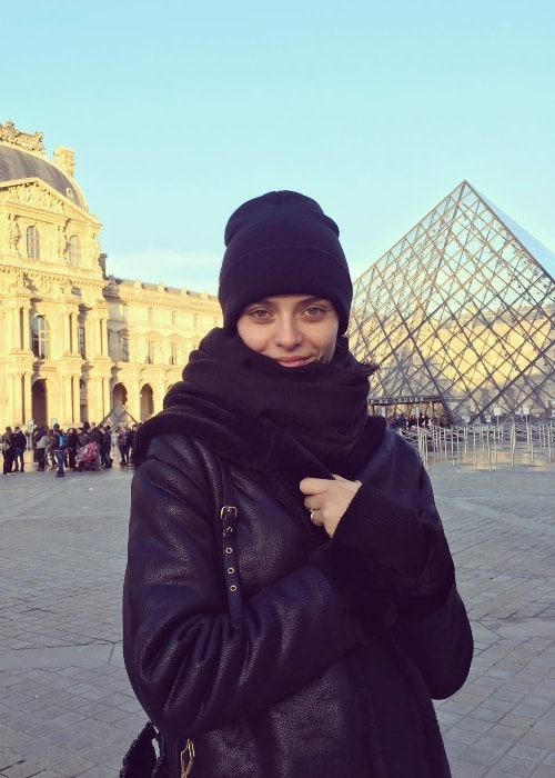 Lais Oliveira at Musée du Louvre, Paris in March 2017