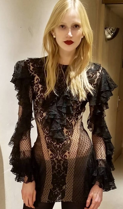 Leah Rödl looks stunning at the Balmain after show party in March 2018