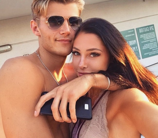 London Shay Goheen in a selfie with Twan Kuyper in October 2017