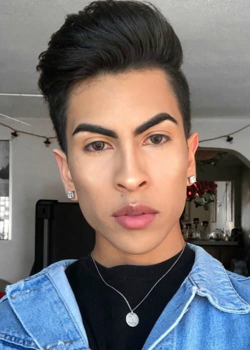 Louie Castro in an Instagram selfie as seen in March 2018