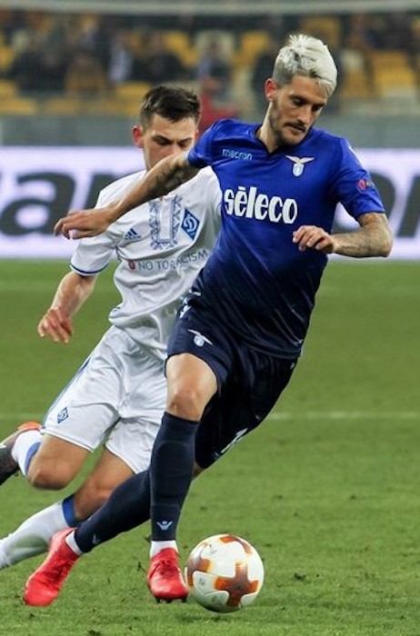 Luis Alberto Romero kicking the football in 2018