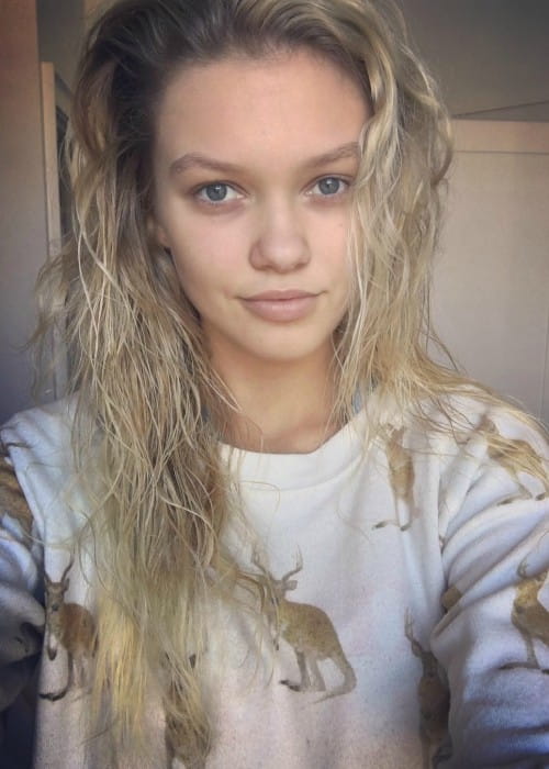 Maggie Laine in a selfie in November 2016