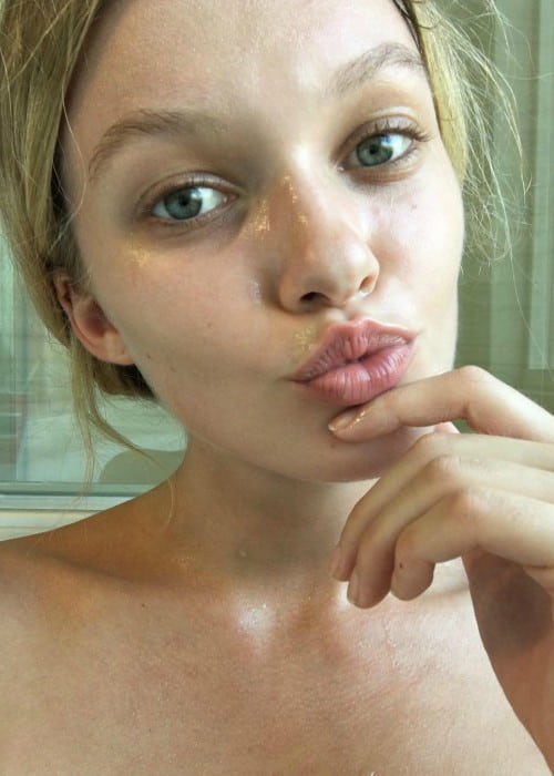 Maggie Laine in an Instagram selfie as seen in September 2016