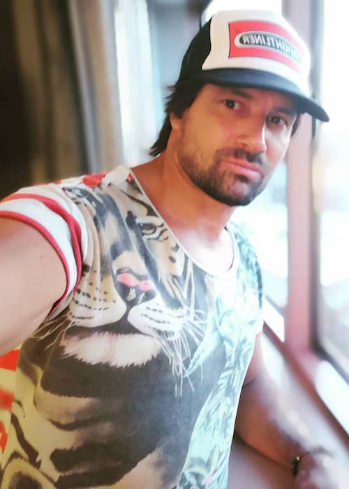 Manu Bennett netflix