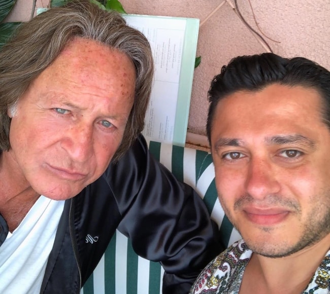 Mohamed Hadid (Left) in a selfie with Hassan Morshedy in July 2018