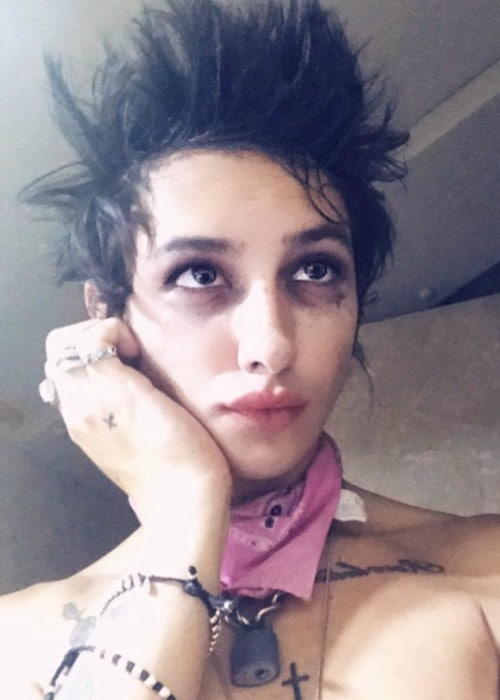 Remington Leith Height Weight Age Girlfriend Family Facts Biography