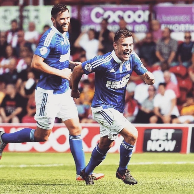 Ryan Fraser (Right) during a match in August 2015