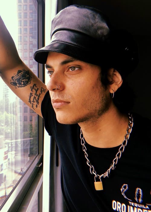 Samuel Larsen in an Instagram post as seen in August 2018