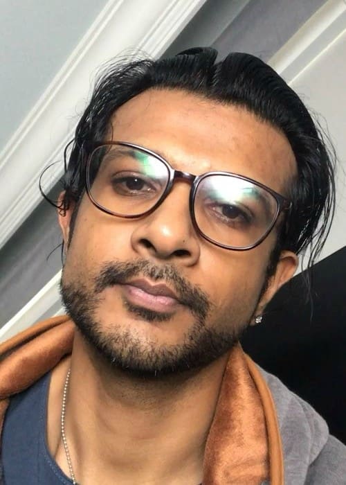 Utkarsh Ambudkar in an Instagram selfie as seen in July 2018