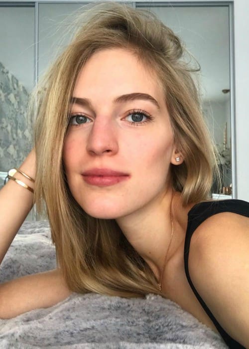 Vanessa Axente in an Instagram selfie as seen in April 2018