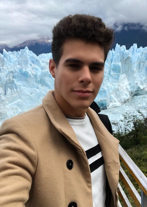 Zabdiel de Jesús as seen in an iphoneX selfie with a stunning backdrop in February 2018