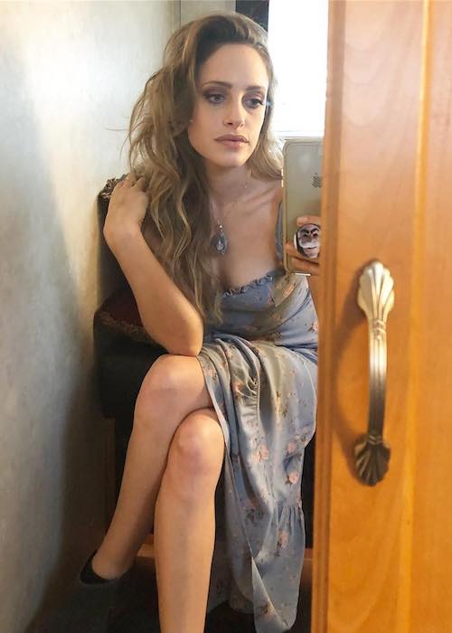 Carly Chaikin in a mirror selfie in August 2018