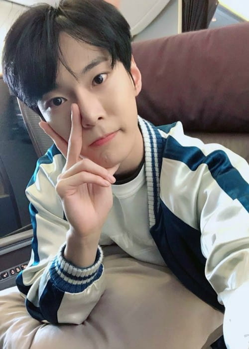 Doyoung in a selfie in 2018