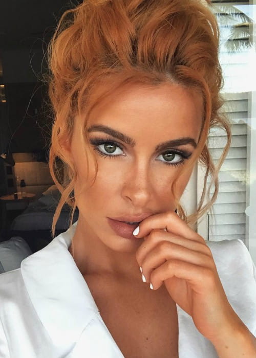 Ellie Gonsalves in an Instagram selfie as seen in August 2018