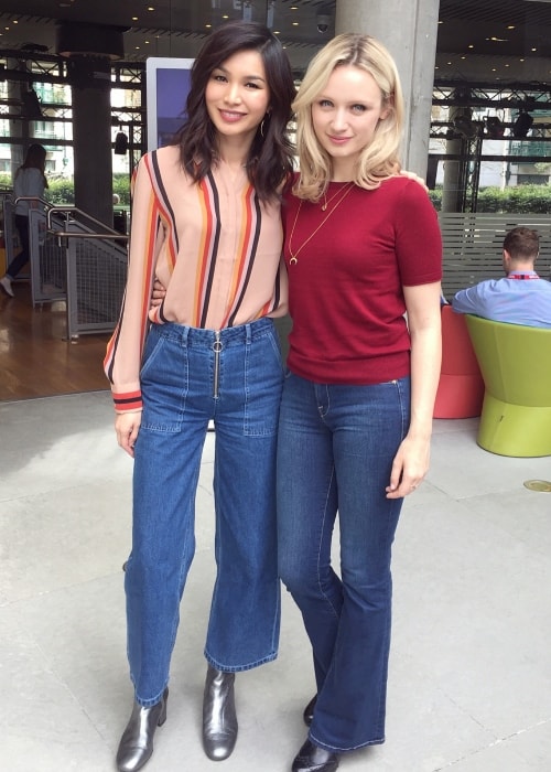 Emily Berrington (Right) with Gemma Chan in April 2018