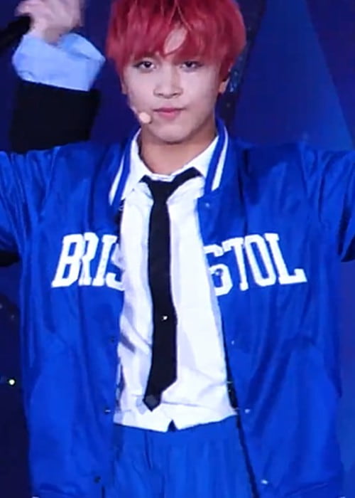 Haechan performing at Lotte Duty Free Family Festival in September 2017