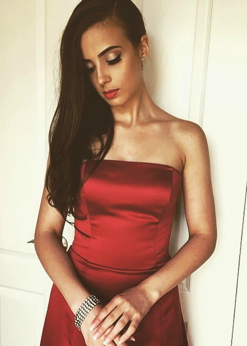 Julia Tomasone in an Instagram post as seen in May 2016