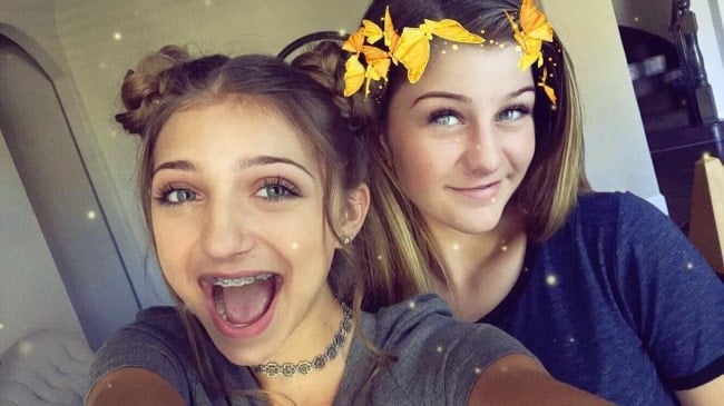 Kamri Noel McKnight (Left) in a selfie with a friend in August 2016