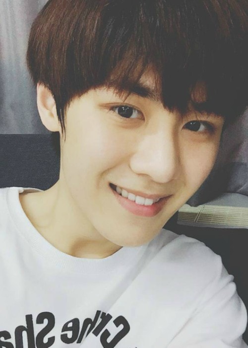 Kun in a selfie as seen in May 2017