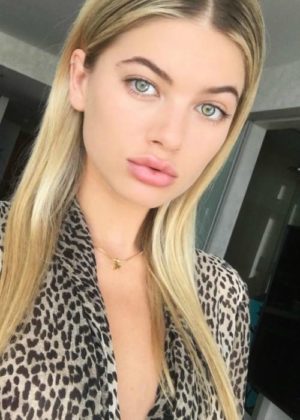 Megan Blake Irwin Height, Weight, Age, Boyfriend, Family, Biography