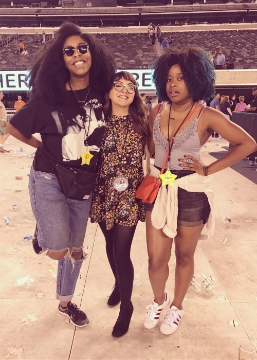 Neyla Pekarek with Jessica Williams (Left) and Phoebe Robinson (Right) at MetLife Stadium in June 2017