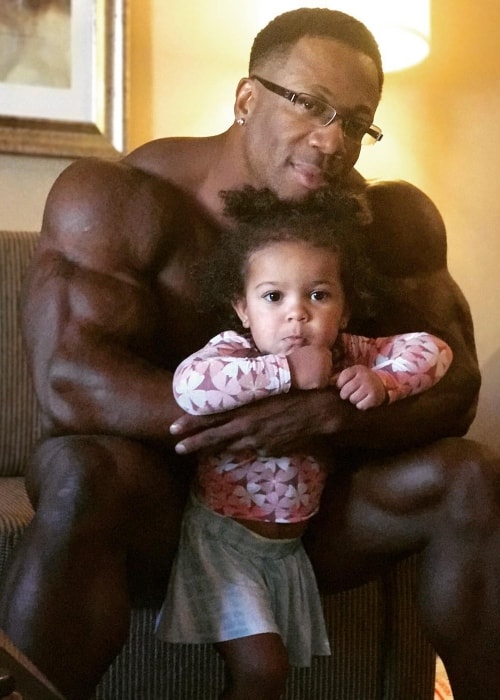 Shawn Rhoden with his daughter in June 2018