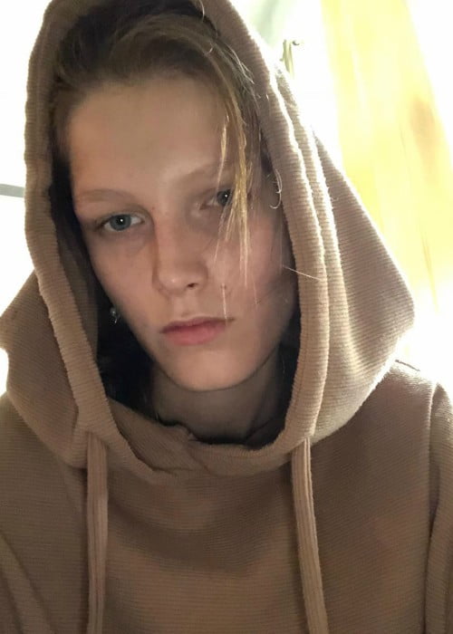 Tessa Bruinsma in an Instagram selfie as seen in September 2018