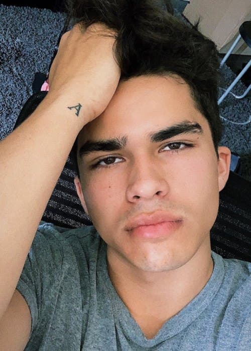 Alex Aiono in an Instagram selfie as seen in October 2018