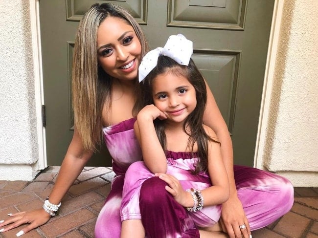 Ava Foley twinning with her mother in October 2018
