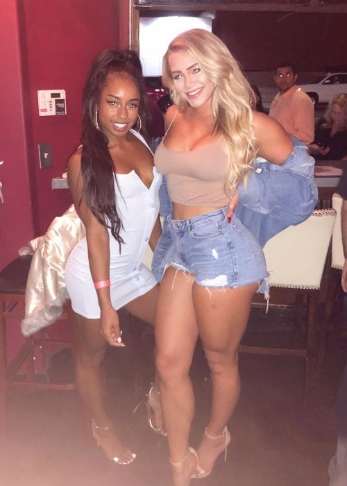 Courtney Tailor (Right) posing with a friend in September 2018