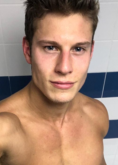 Eian Scully in an Instagram selfie as seen in October 2018