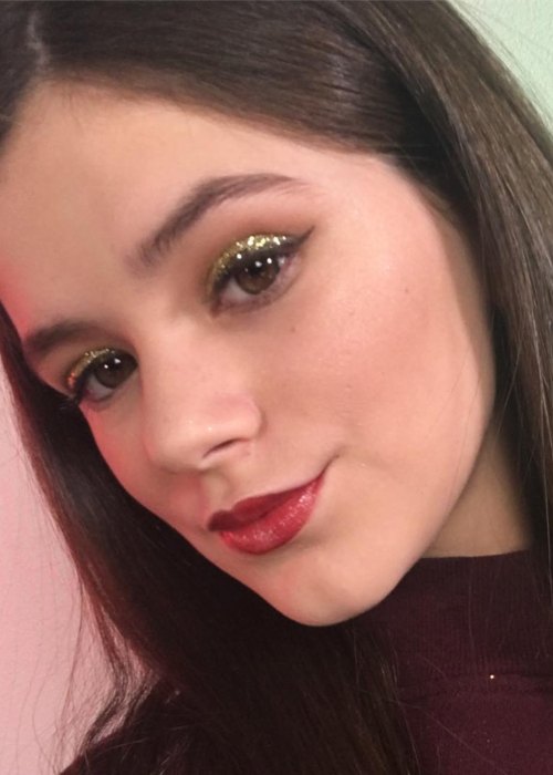 Emma KittiesMama in an Instagram selfie as seen in January 2017